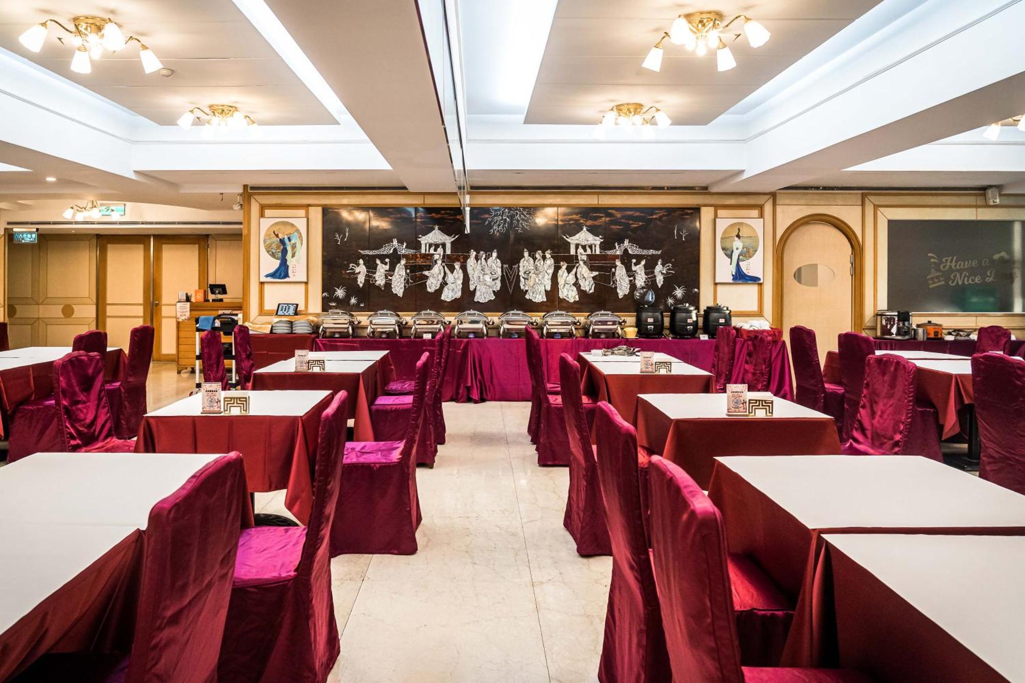 T Hotel Đài Trung Ngoại thất bức ảnh