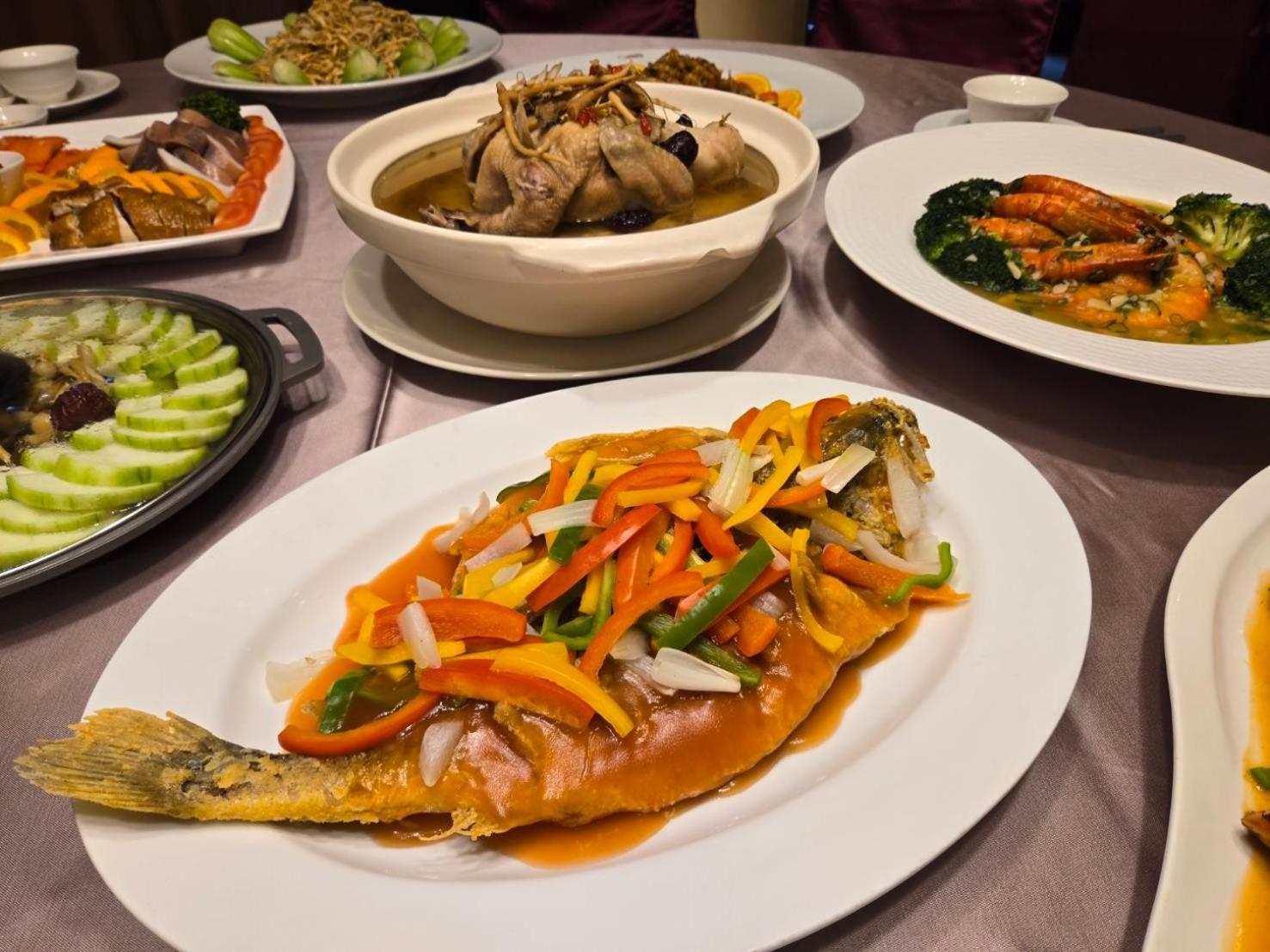 T Hotel Đài Trung Ngoại thất bức ảnh